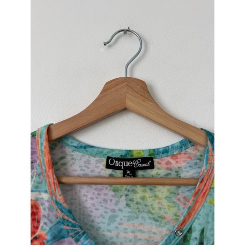 Onque Casual Tropical Floral Short Sleeve Top – Light Blue Women's Petite Large - Picture 2 of 5